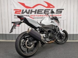 2dehands Kawasaki Z400 2023 Wit